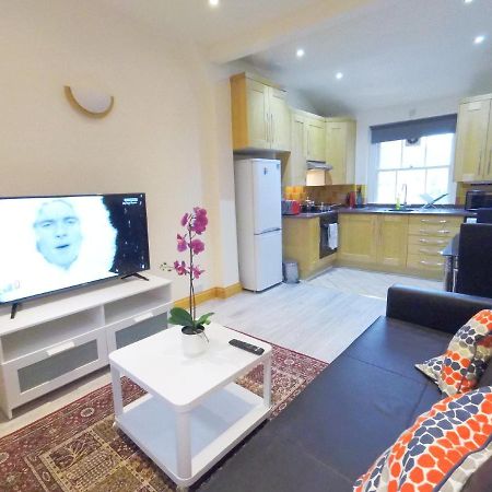 Flat 2, 6 Tauton Mews In Marylebone Appartement Londen Buitenkant foto