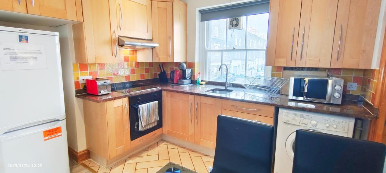 Flat 2, 6 Tauton Mews In Marylebone Appartement Londen Buitenkant foto