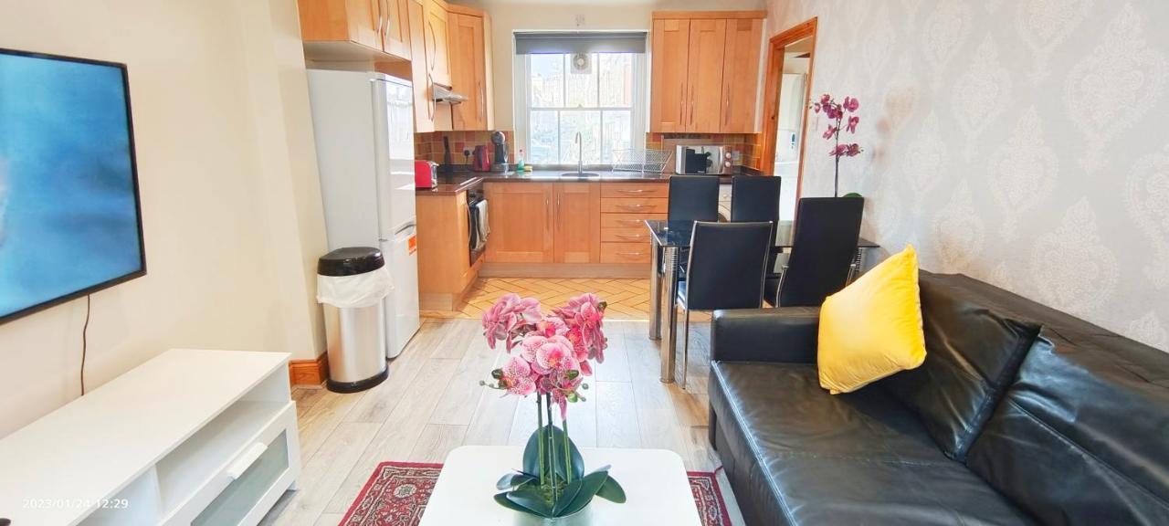 Flat 2, 6 Tauton Mews In Marylebone Appartement Londen Buitenkant foto