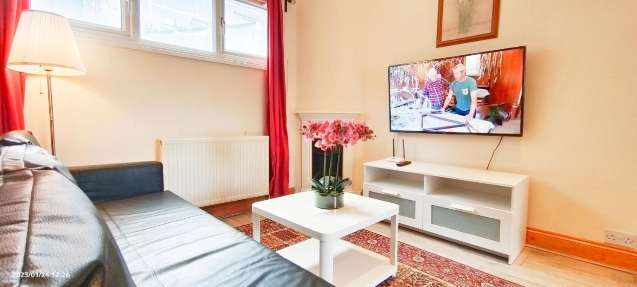 Flat 2, 6 Tauton Mews In Marylebone Appartement Londen Buitenkant foto